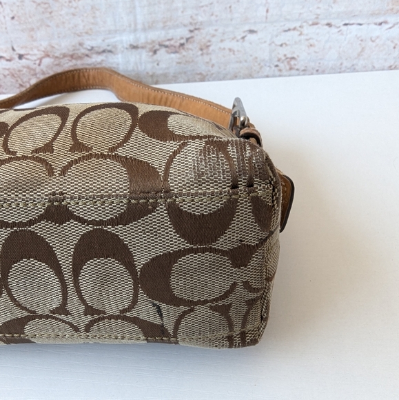 Coach Vintage Leather Canvas Women's Shoulder Hand Bag - Picture 10 of 14